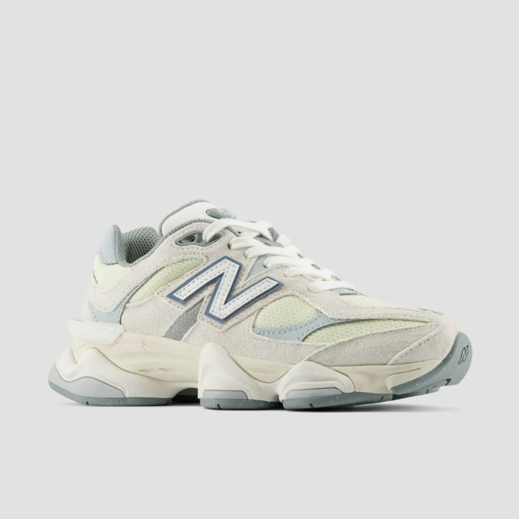 Tênis New Balance 9060 "Light Green Beige"
