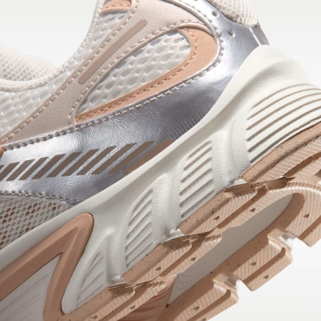 Tênis Nike V5 RNR "Phantom Shimmer"