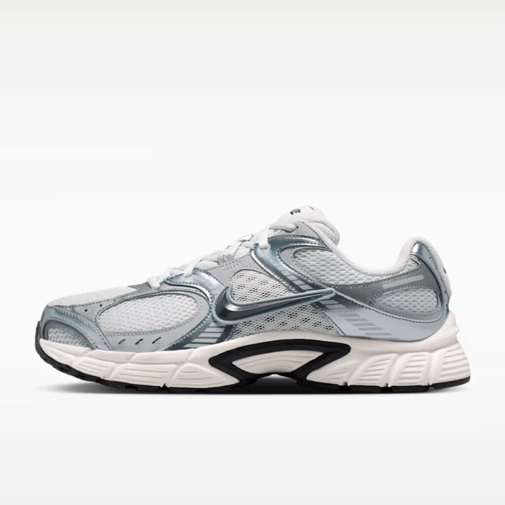 Tênis Nike V5 RNR "White Vast Grey College Grey Black"