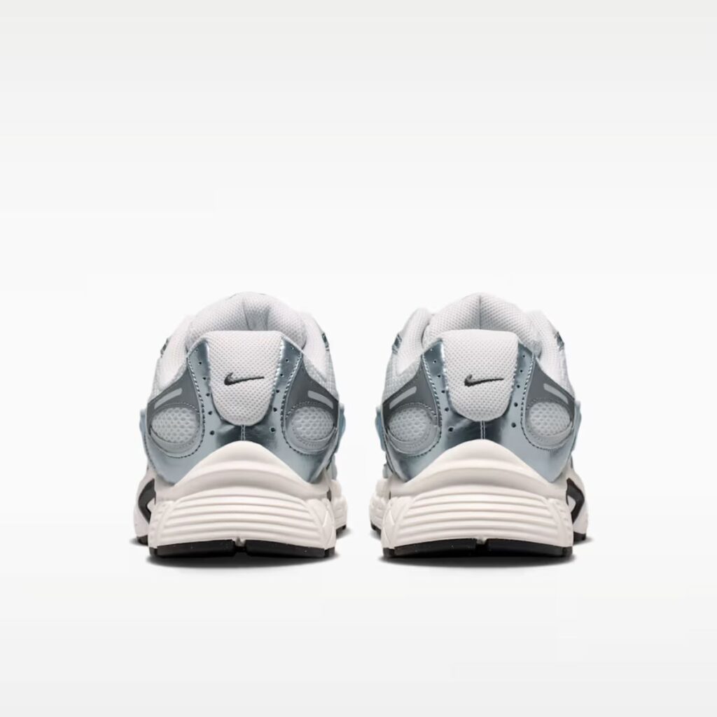 Tênis Nike V5 RNR "White Vast Grey College Grey Black"