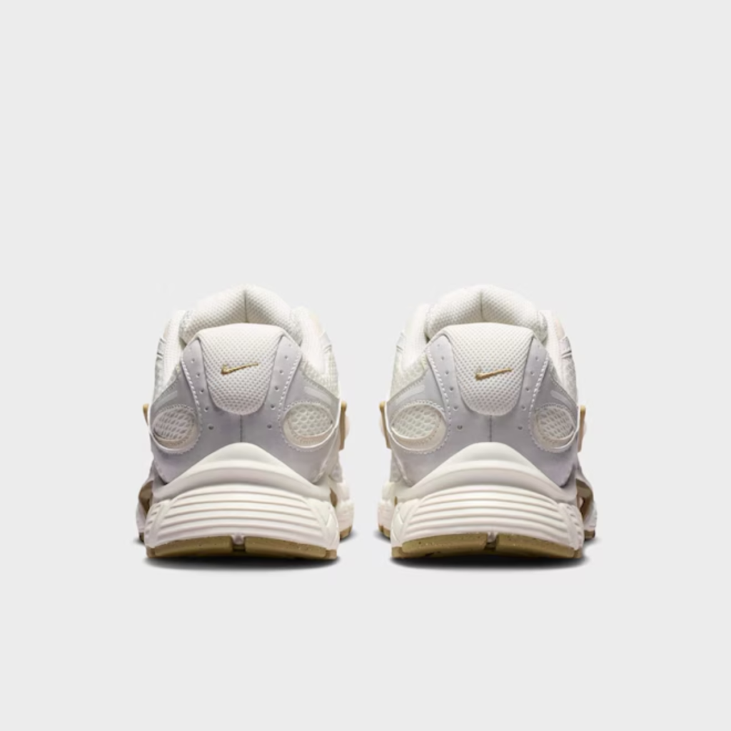 Tênis Nike V5 RNR "with Reflective Accents" Feminino