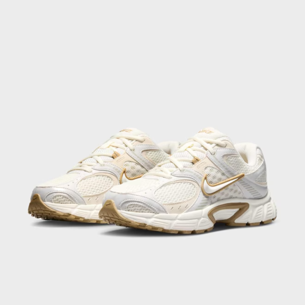 Tênis Nike V5 RNR "with Reflective Accents" Feminino