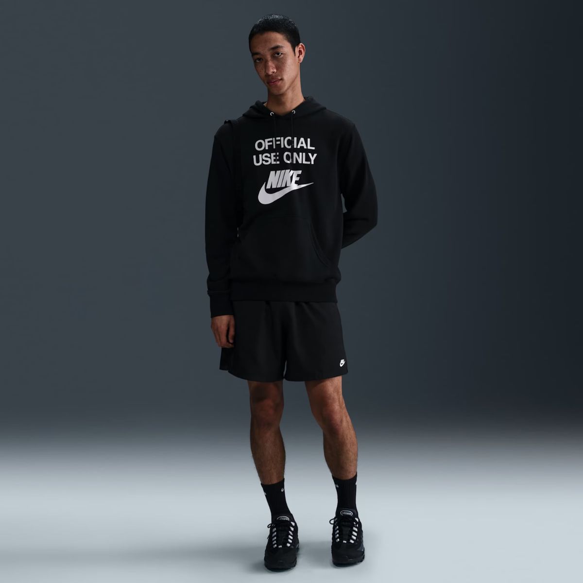 Blusão Nike Club Official