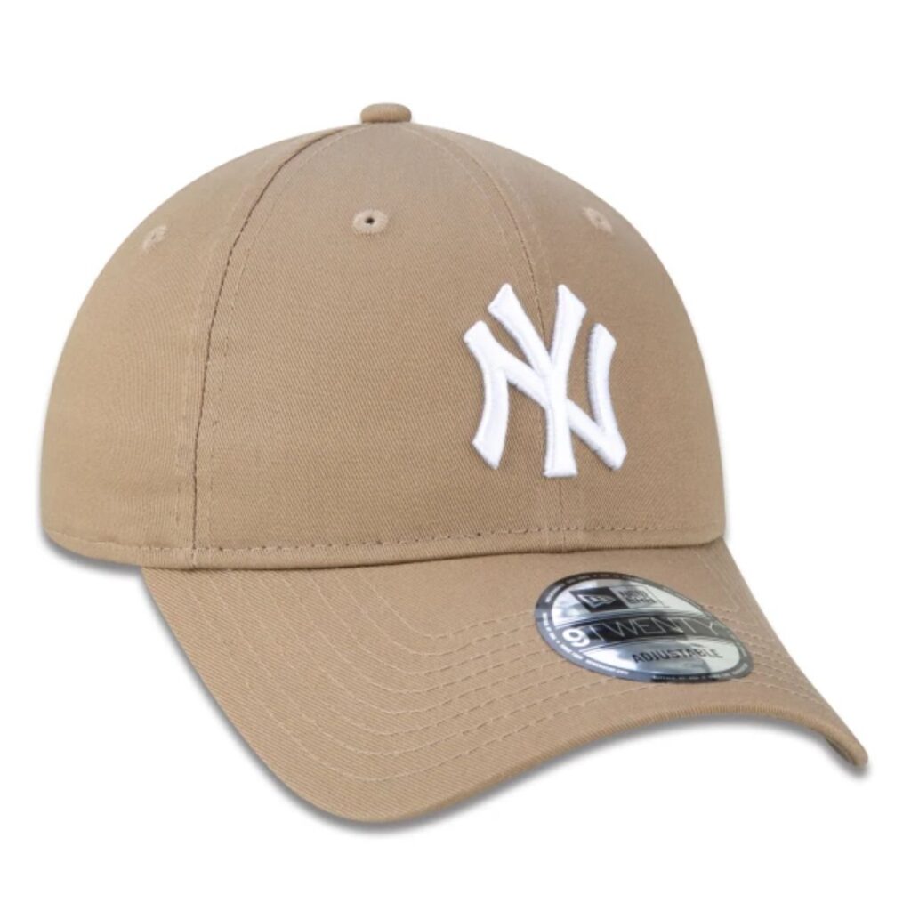 Boné New Era 9TWENTY MLB New York Yankees Aba Curva Kaki Logo Branco