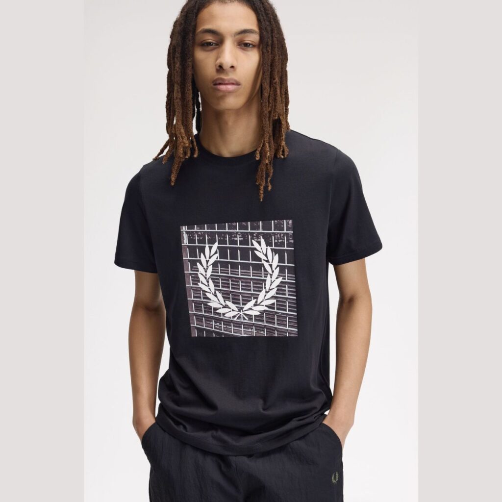 Camiseta Fred Perry Laurel Wreath Graphic