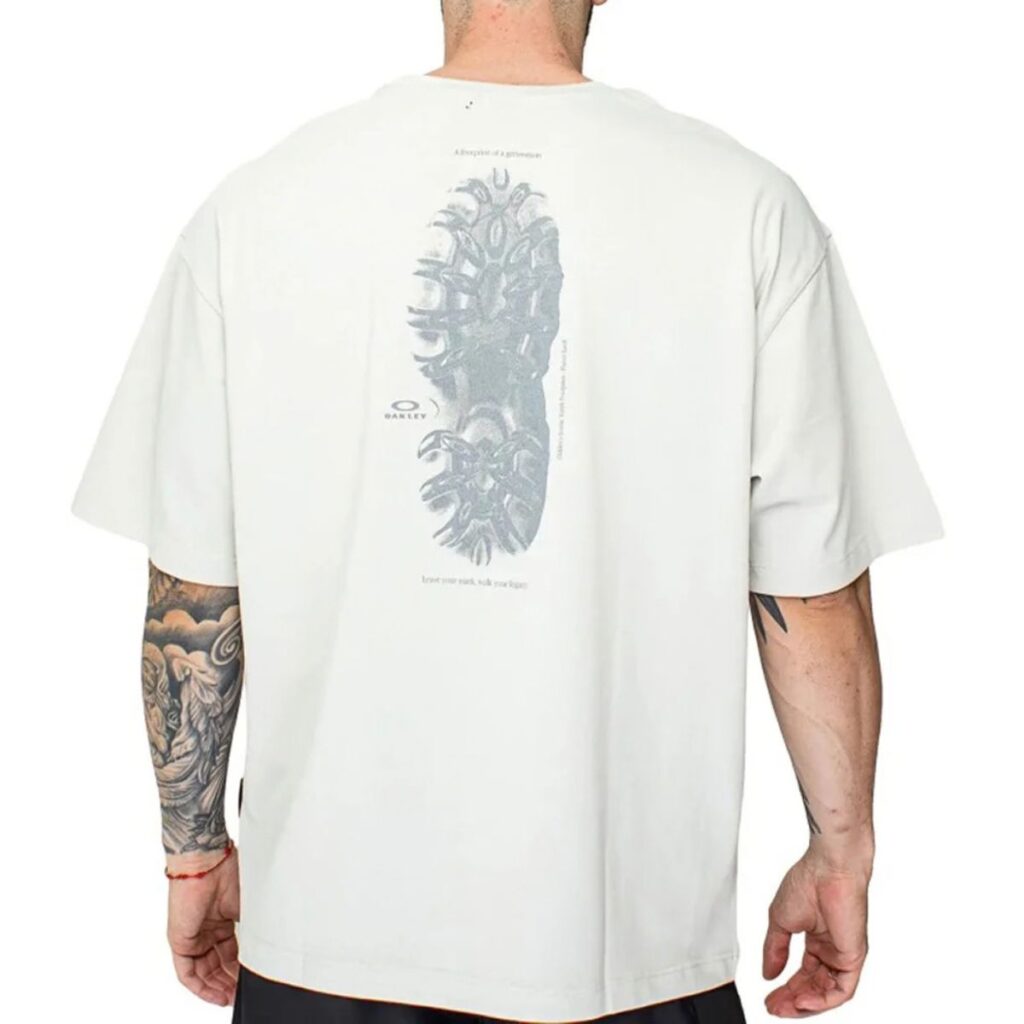 Camiseta Oakley Teeth Footprint Branca