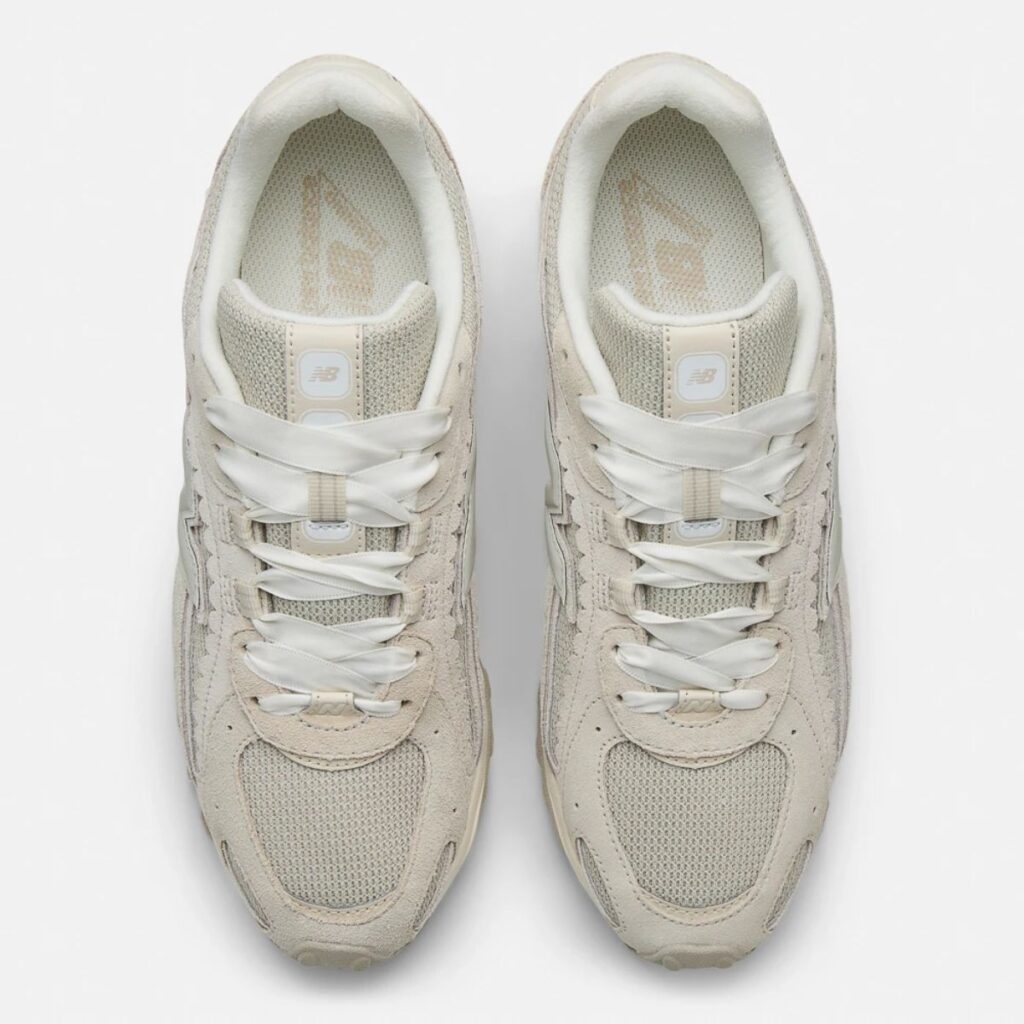 Tênis New Balance 204l Light Beige Unissex