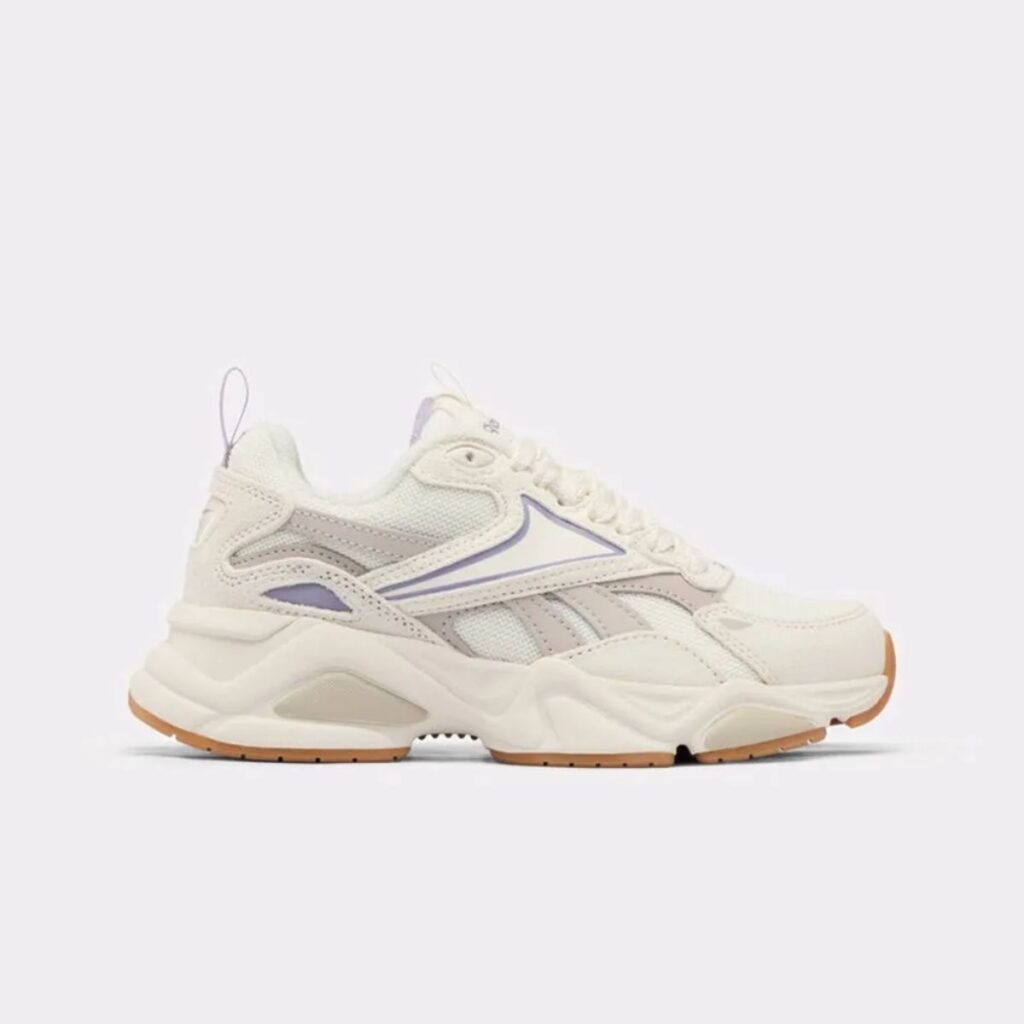Tênis Reebok Charge Run Feminino Off White