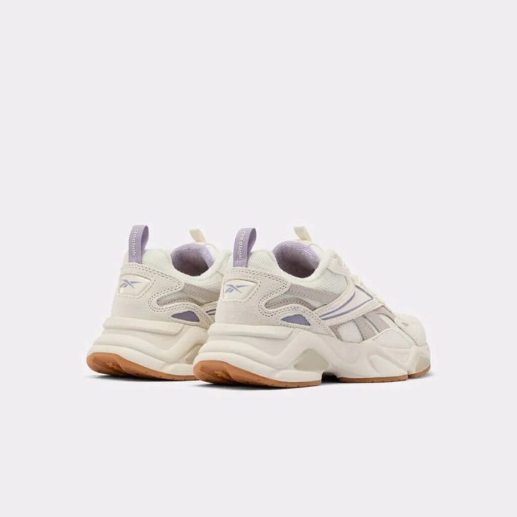 Tênis Reebok Charge Run Feminino Off White