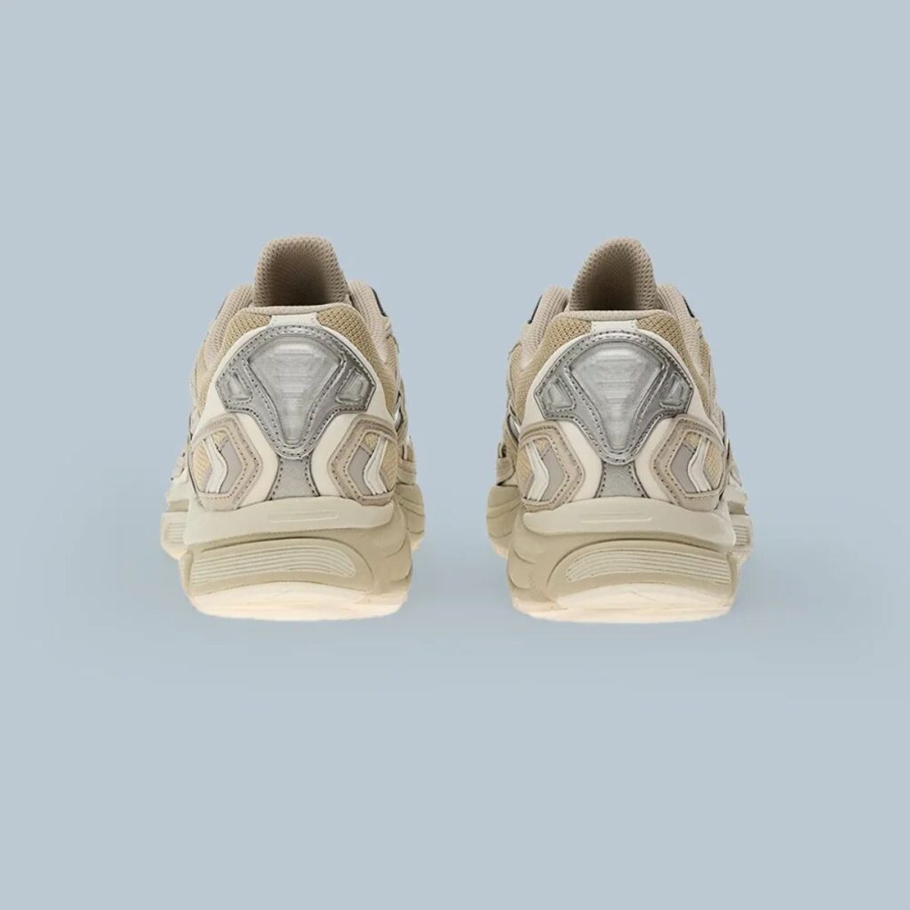 Tênis Reebok Premier Road Ultra Metalic "Off White" Unissex