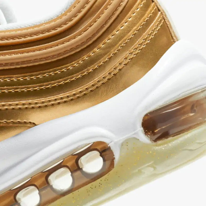 Nike Air Max 97 &Quot;Metallic Gold&Quot; Feminino - Imagem 8