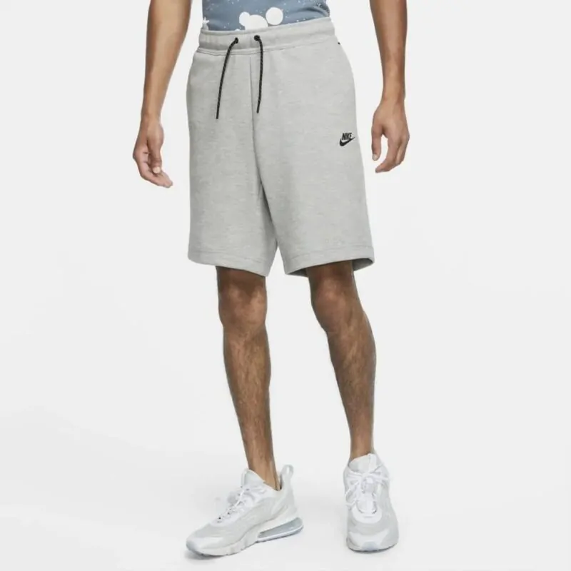 Nike tech hot sale shorts mens