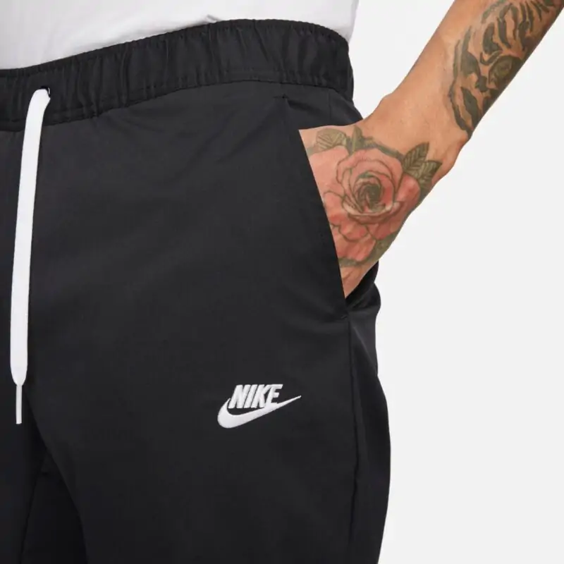 Calça Nike Club Woven Taper - Imagem 3