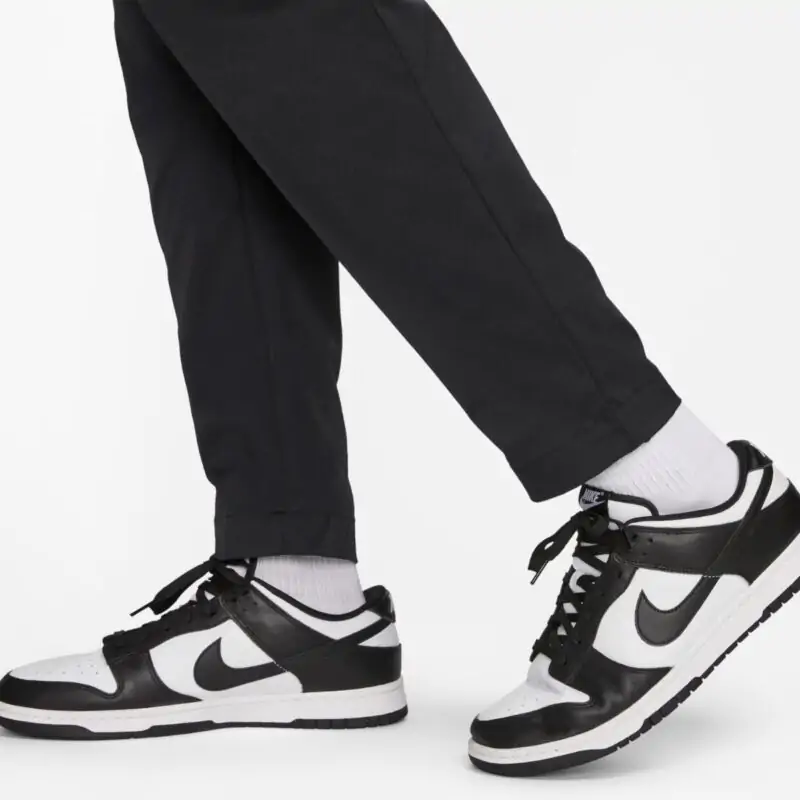 Calça Nike Club Woven Taper - Imagem 4