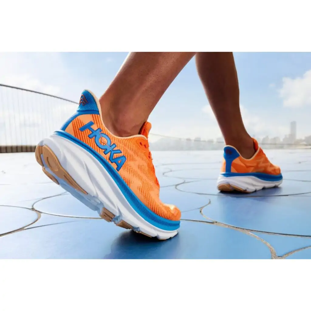 Hoka Clifton 9