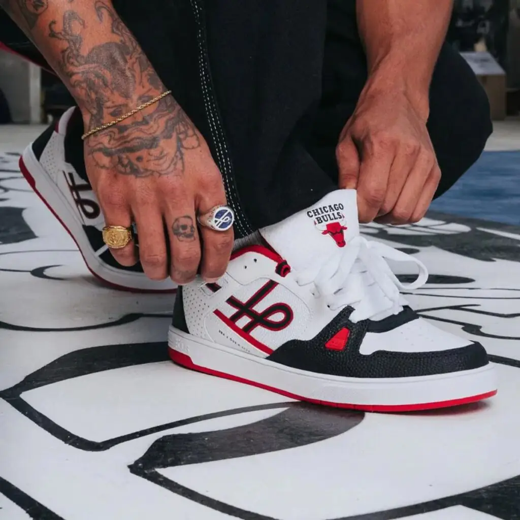Tênis-Öus-2K-NBA-Chicago-Bulls-Defato-Sneakers (6)