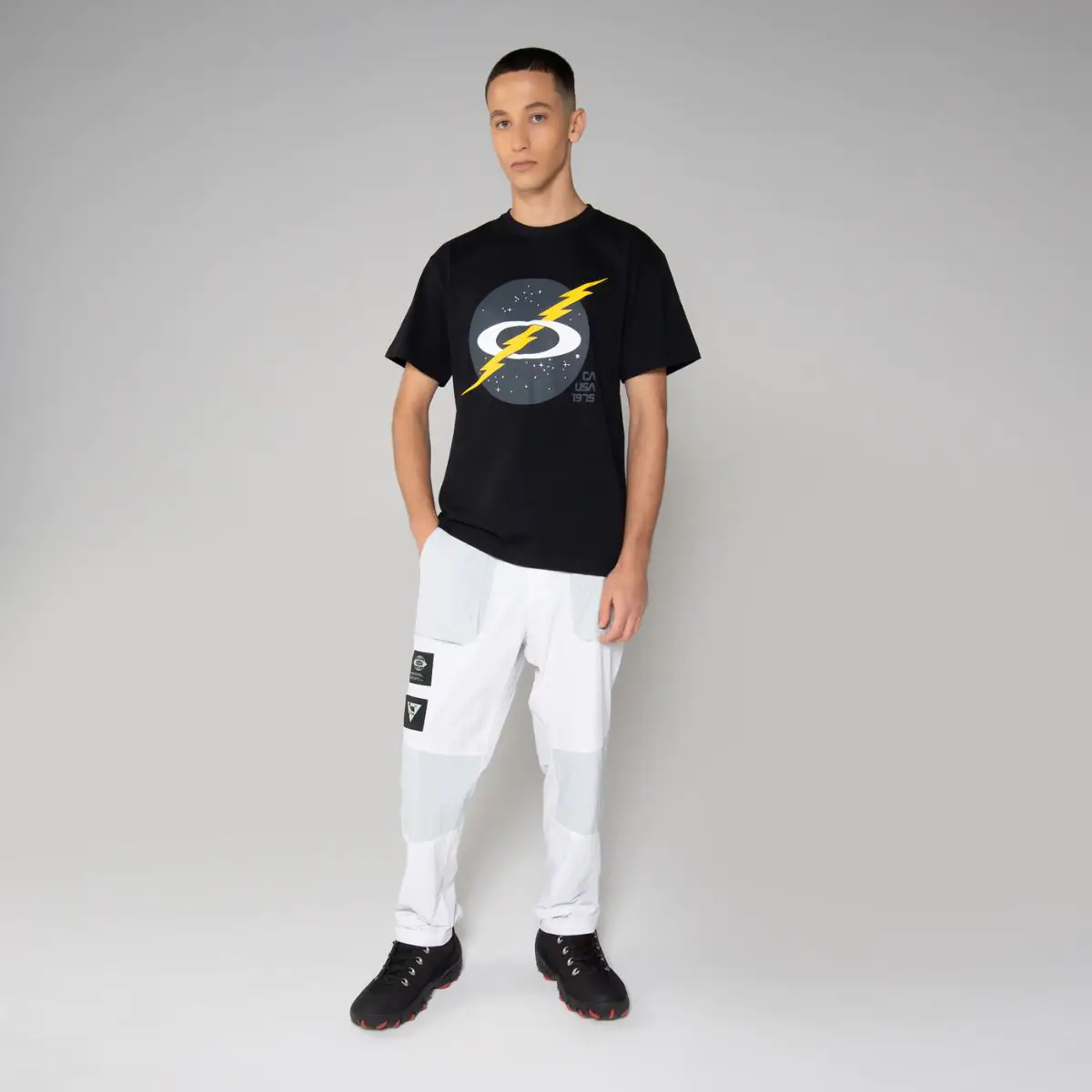 Camiseta Oakley Space Logo Preto - Imagem 5