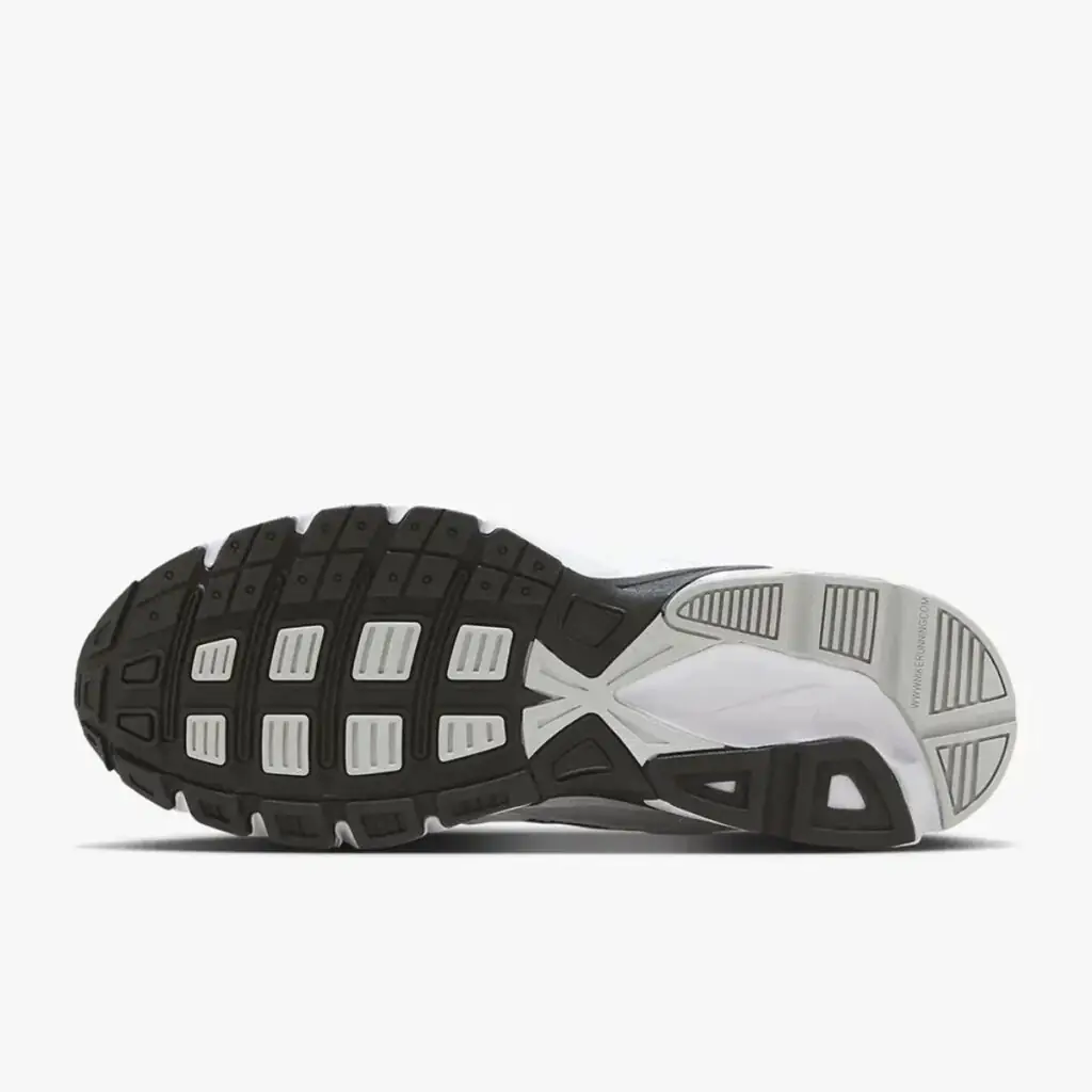 Nike Initiator