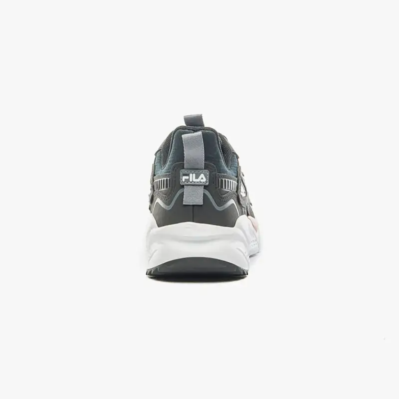 Fila Venture Tracer