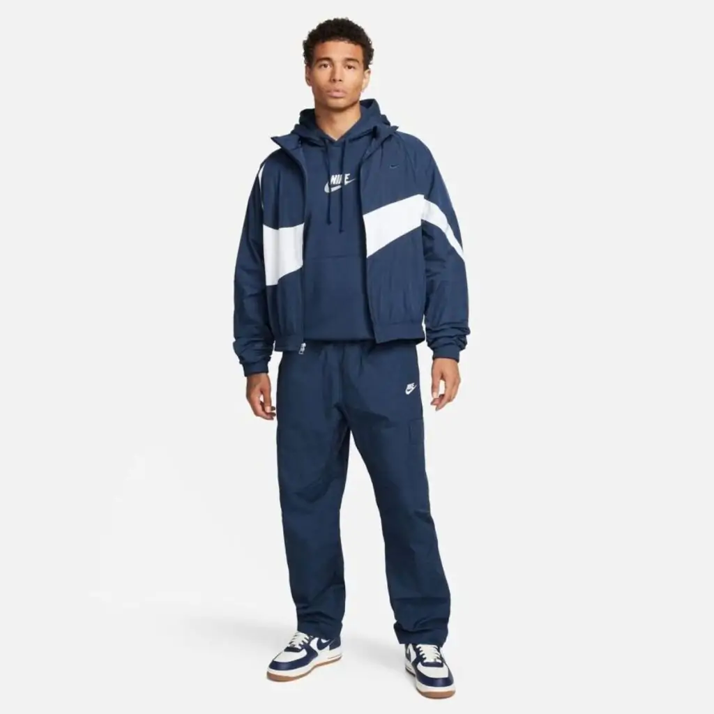 Calça Nike Club Woven Cargo Masculina