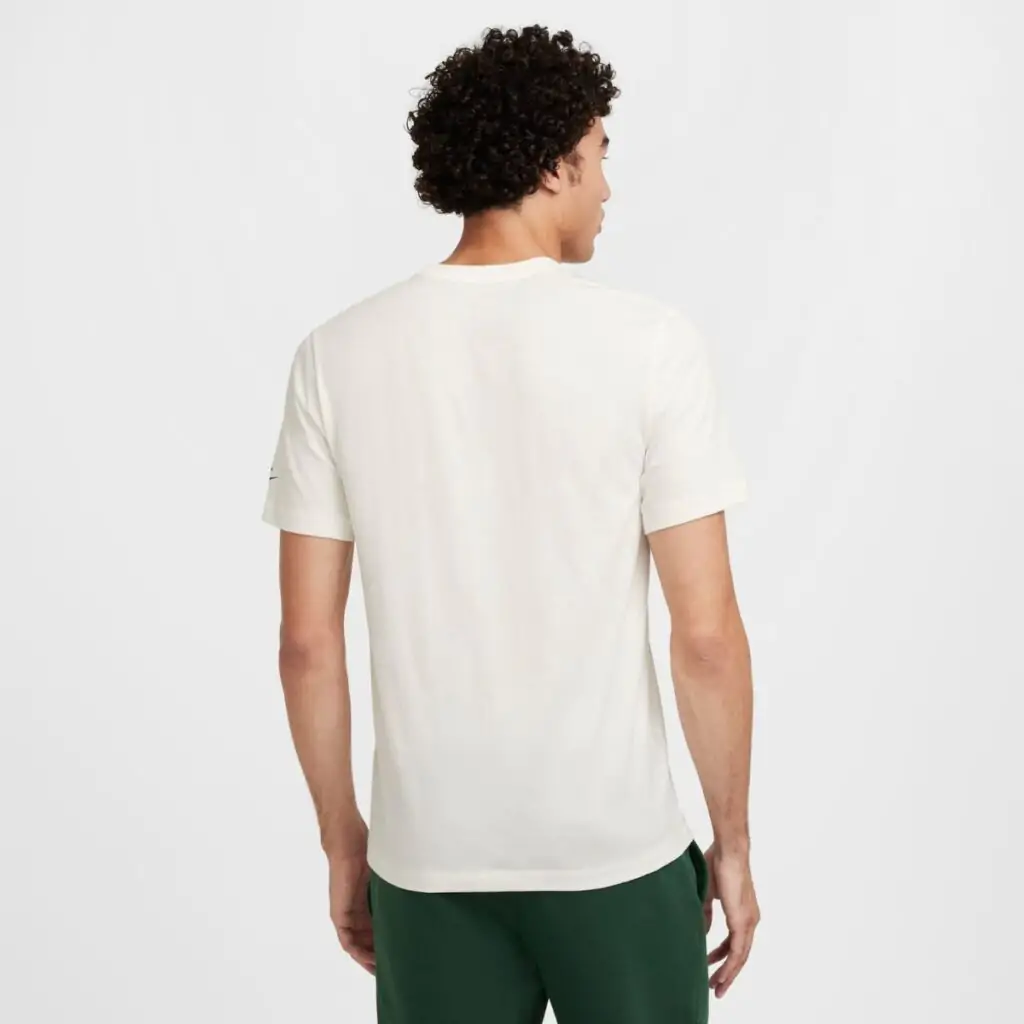 Camiseta Nike Sportswear Club