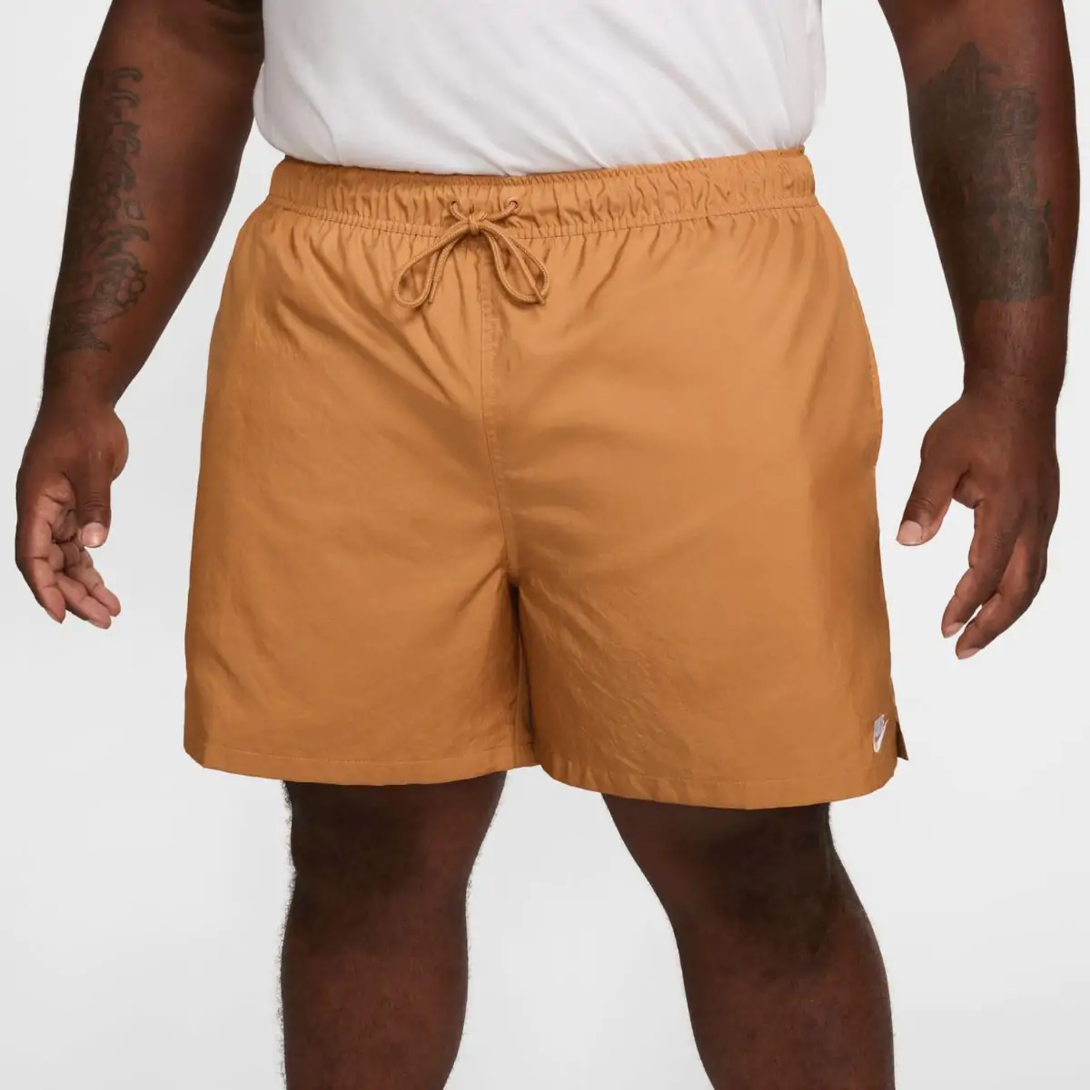 Shorts Nike Club Flow Marrom - Imagem 9