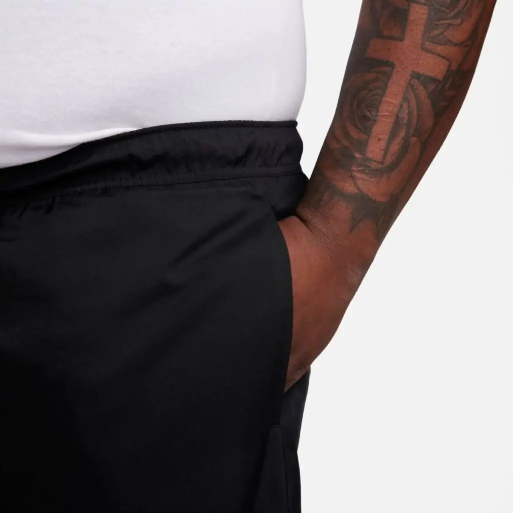 Shorts Nike Club Flow Preto