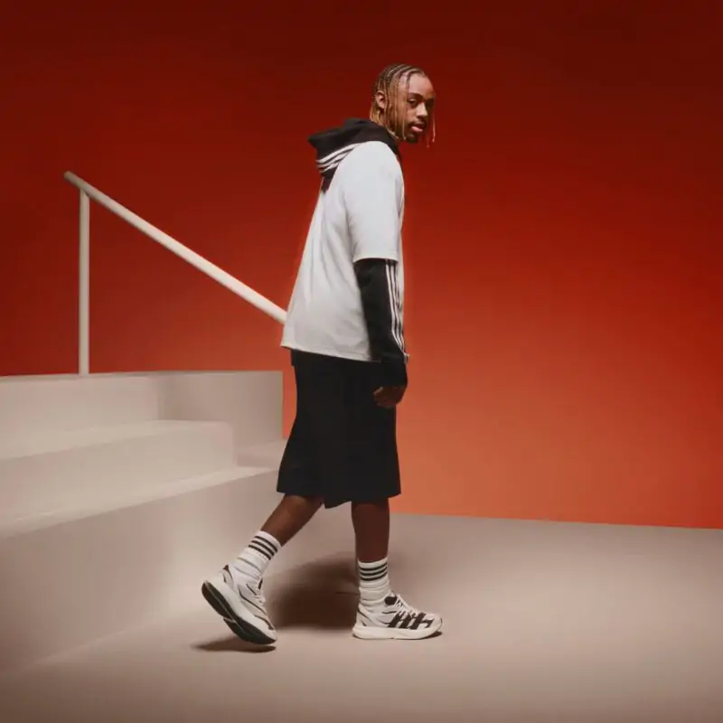Tênis Adidas Lightblaze