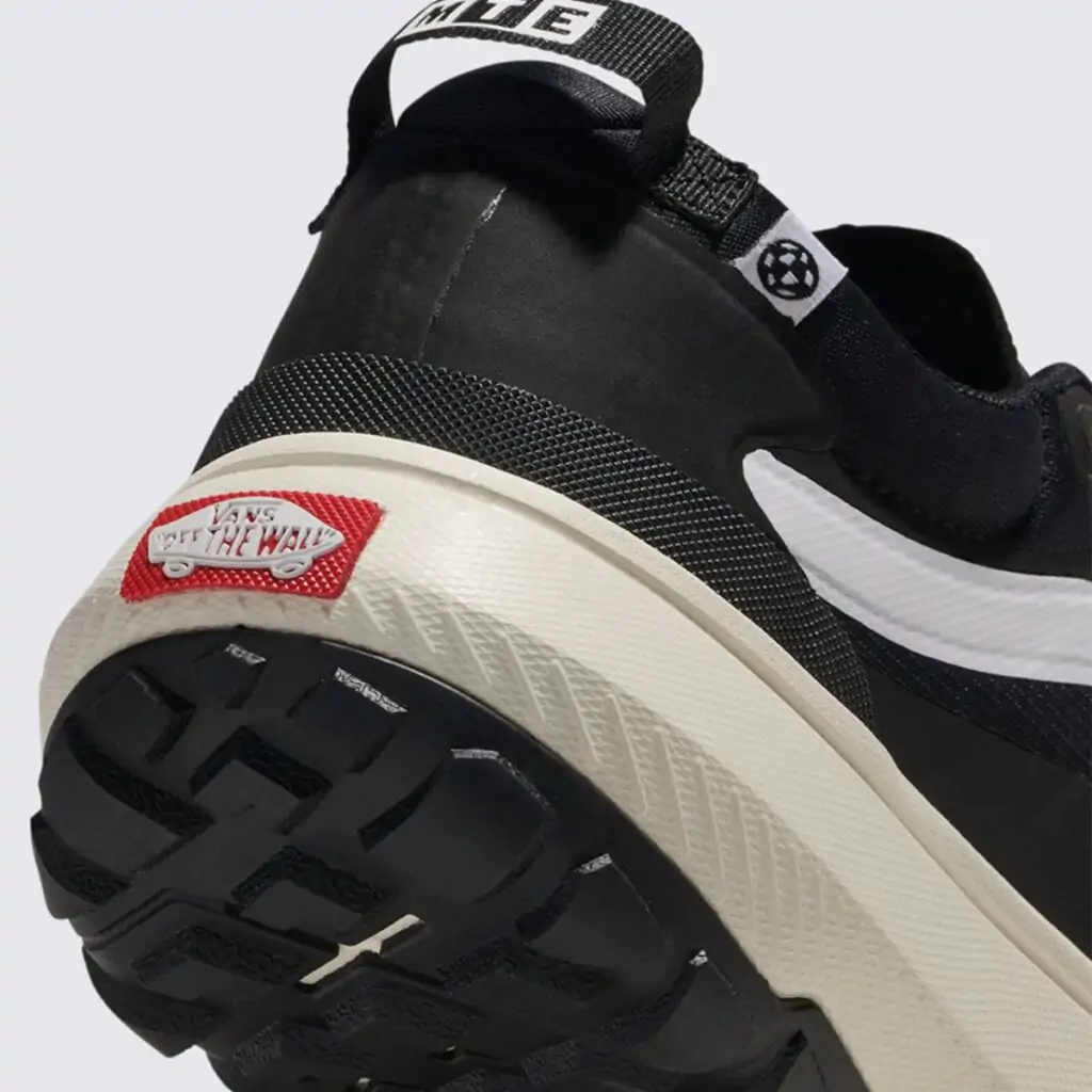 Vans Crosspath Mte Black White