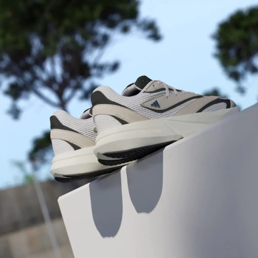 Tênis Adidas Lightblaze