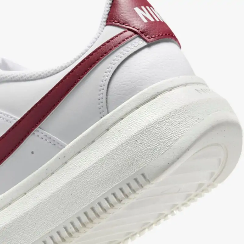 Tênis Nike Court Vision Alta "White Sail Team Red"