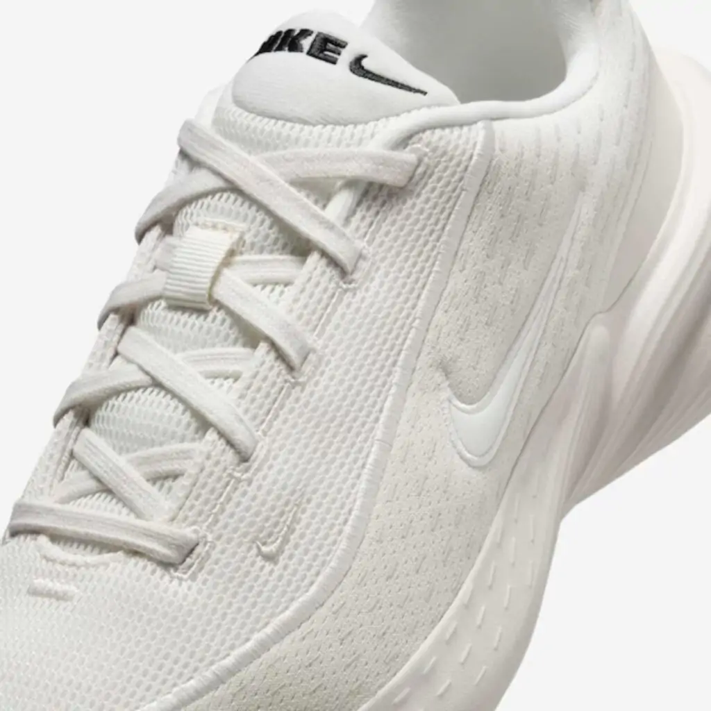 Tênis Nike Uplift SC