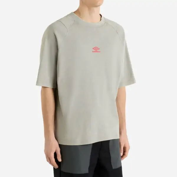 Camiseta Umbro Washed High Neck