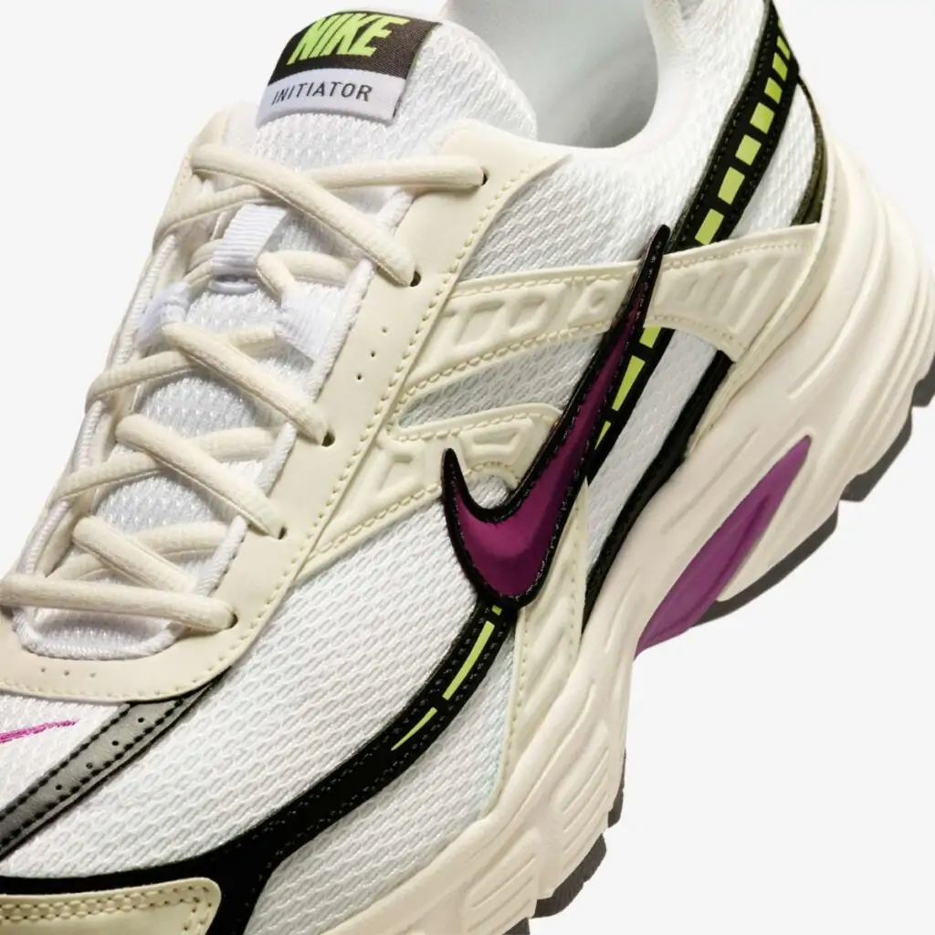 Tênis Nike Initiator "White Viotech"