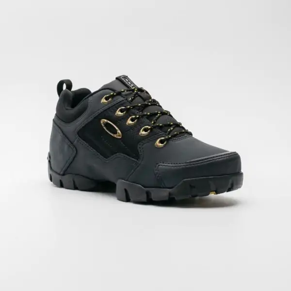 Tênis Oakley Halftrack Low II "Gold"