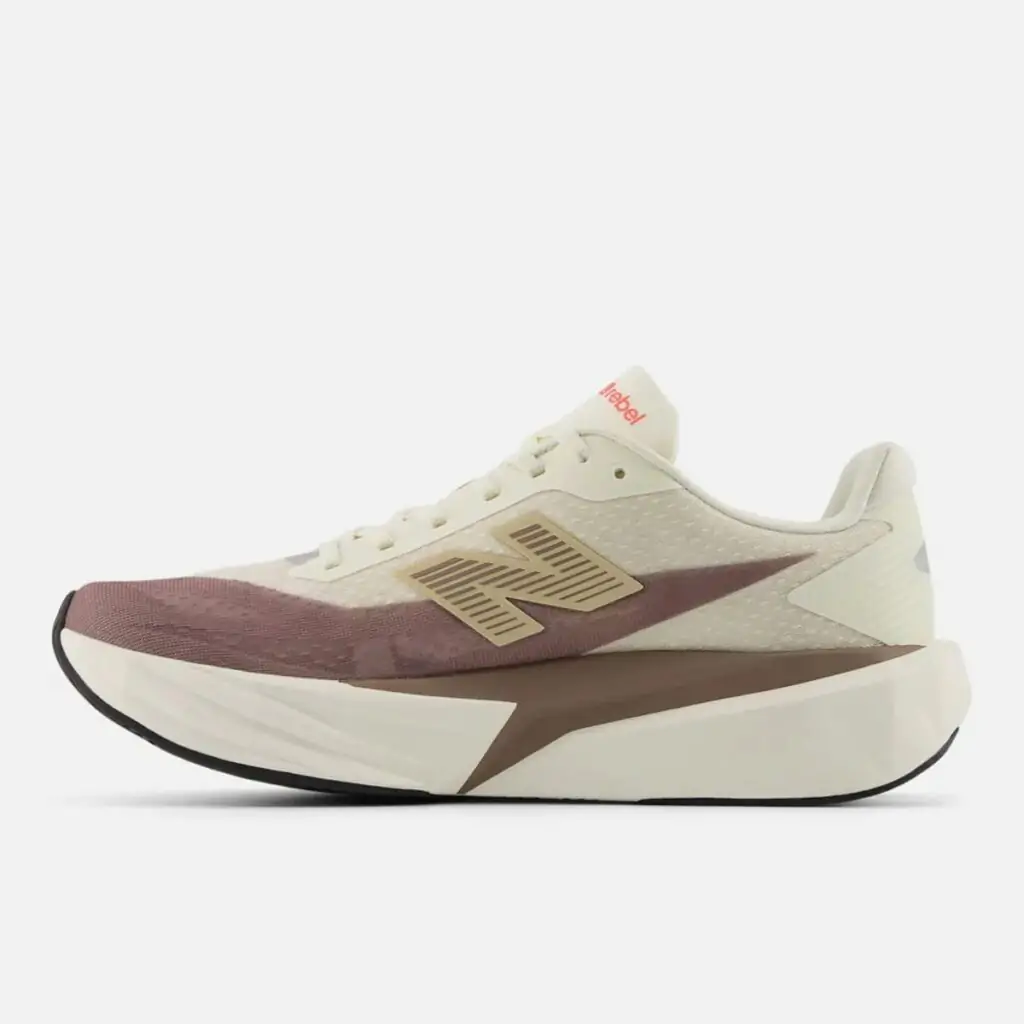 Tênis New Balance FuelCell Rebel V5