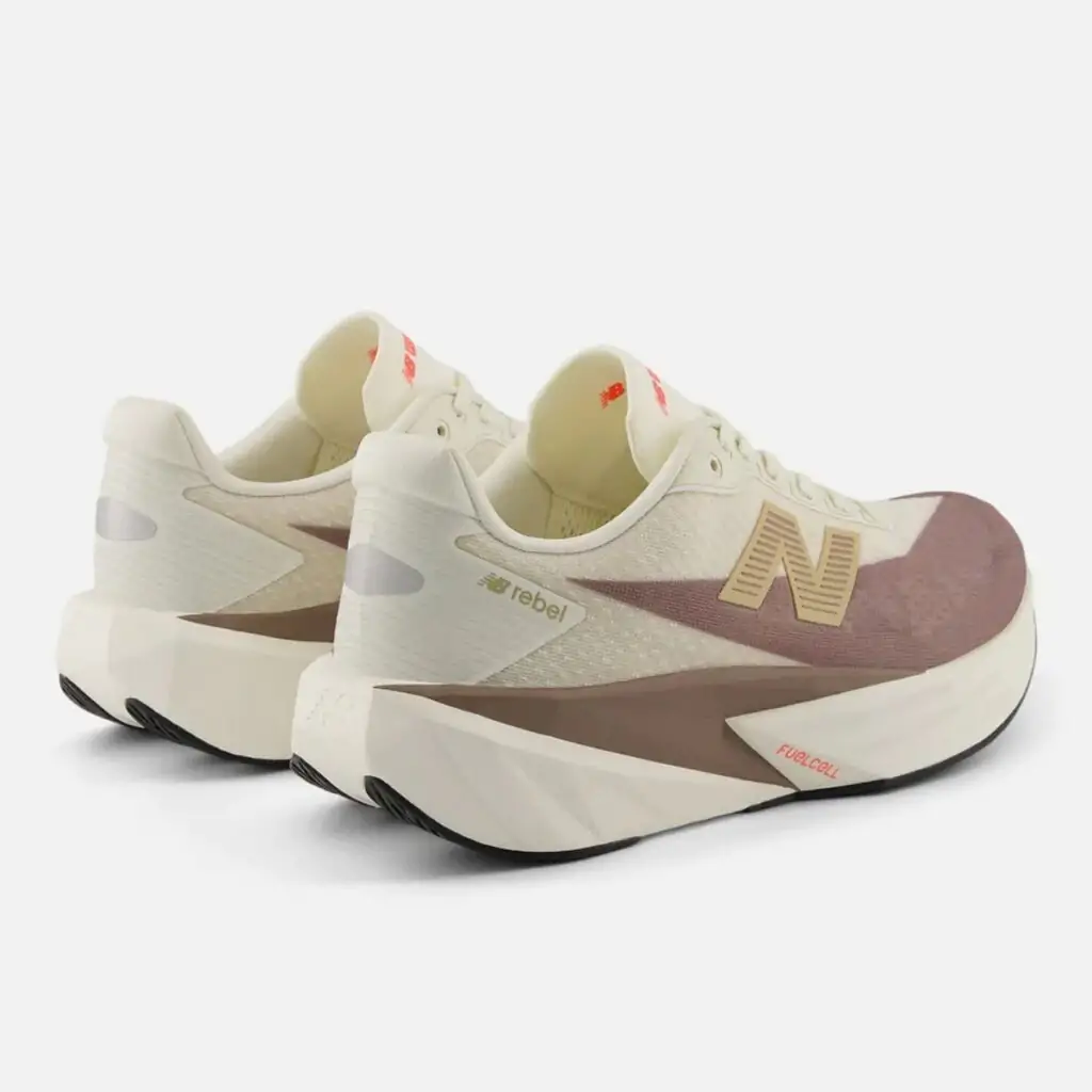 Tênis New Balance FuelCell Rebel V5