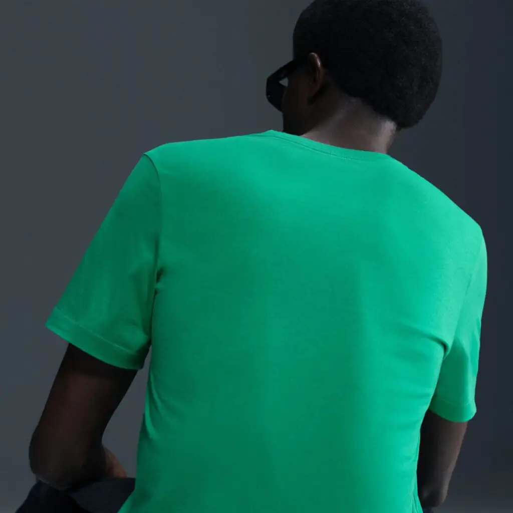 Camiseta Nike Sportswear Club Masculina